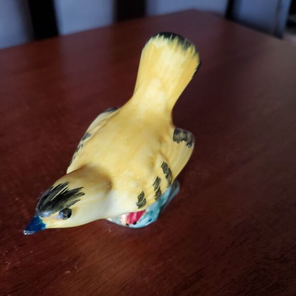 Vintage STANGL Wilson Warbler Yellow Bird Figurine (3597) - Picture 2 of 9